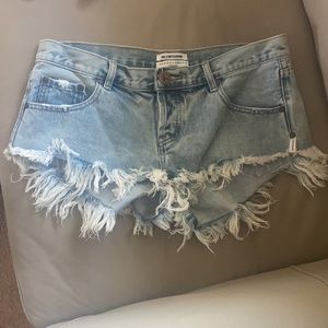 One Teaspoon denim shorts, style Bonitas, size 29, worn twice so basically new!